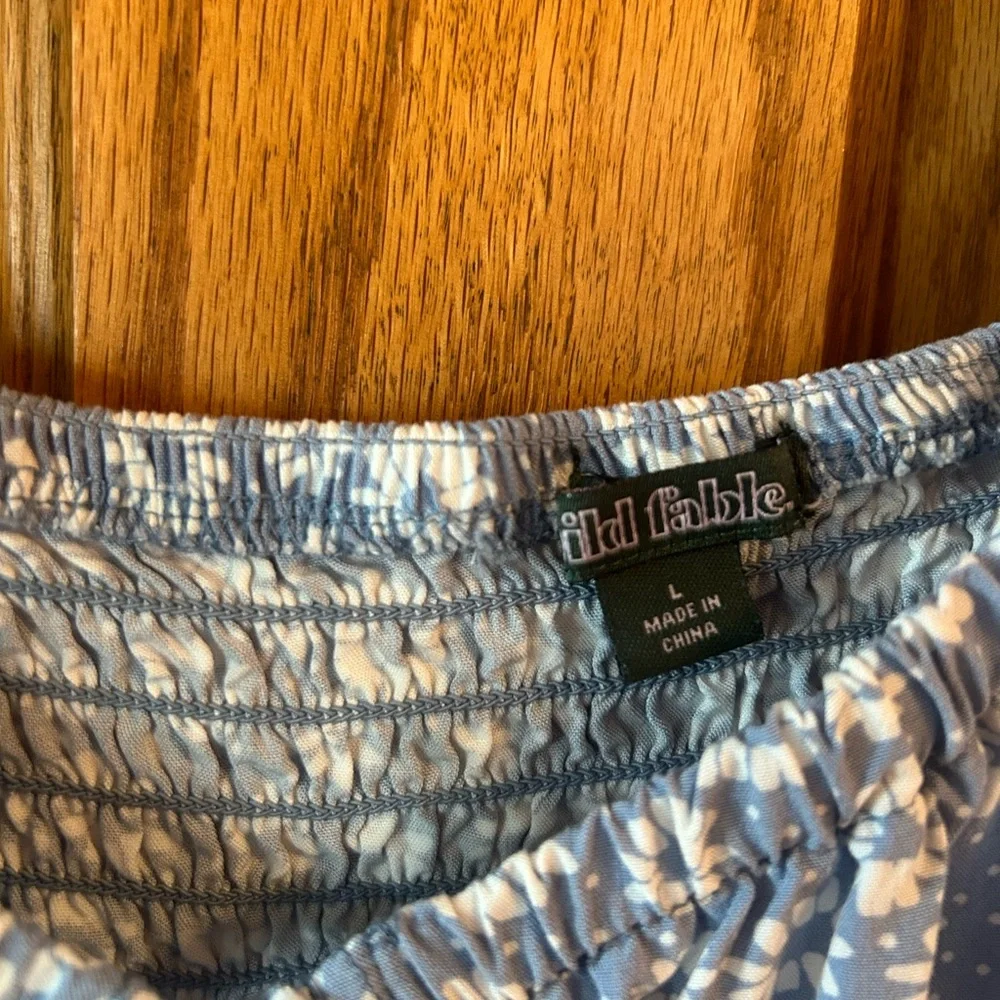 Cropped top - Picture 2 of 2
